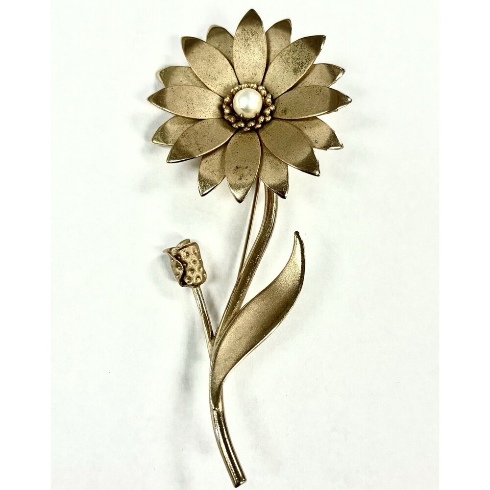 Vintage Gold Tone Flower Brooch Pin Pearl Center Mid Century Floral Statement